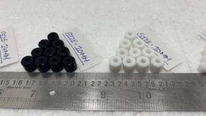 Cuentas de Vidrio Facetadas Brillantes en Negro y Blanco Marfil para la Fabricación de Joyas, Pulseras, Collares y Manualidades - Product Image 2
