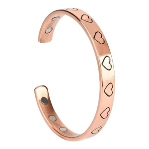 Bague unisexe en cuivre martelé faite à la main, bijou de luxe personnalisable avec taille ajustable pour les événements festifs - Product Image 1