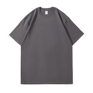 Camiseta Deportiva Casual de Manga Corta para Hombre, Color Rojo, de Secado Rápido, Corte Ajustado, con Logotipo en la Parte Delantera y Cuello Redondo - Product Image 5