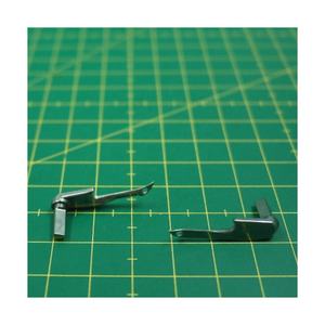 411000032 PIEZAS DE MÁQUINA DE COSER DOMÉSTICA HOGAR LOOPER SUPERIOR - Product Image 1