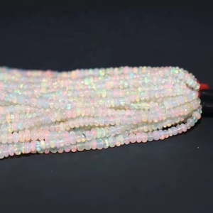 Perles rondes lisses en opale éthiopienne de haute qualité, 3 mm, 16 pouces, 31 carats, pour la fabrication de colliers, bracelets et boucles d'oreilles - Product Image 1