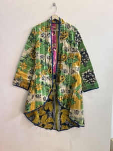 Chaqueta Larga Estilo Boho Kantha Vintage Hecha a Mano, Tradicional, para Todos, Unisex, Talla Única - Product Image 2