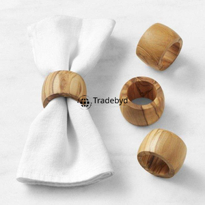 Anneaux de serviette de table classiques en bois de qualité supérieure, écologiques, durables, faits à la main, pour la décoration de table par Tradebyd - Product Image 2