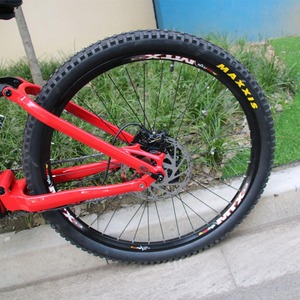Vélo de montagne électrique tout-suspendu avec moteur central Bafang M620 1000w 48v - Product Image 2