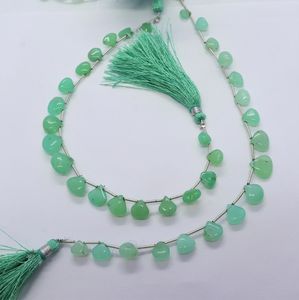 AAA Natural Chrysoprase Smooth Heart Shape Briolette 8 Inch Strand Heart Chrysoprase Beads 6-8MM Smooth Chrysoprase Beads Bulk - Product Image 3