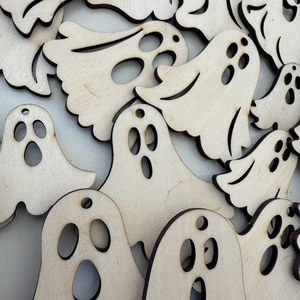 Decoración de Halloween en madera MDF con corte láser para colgar en la pared, producto superventas a bajo precio aquí. - Product Image 4