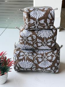 Wholesale Customized Bohemian Floral Cotton Quilted <b>Makeup</b> Bag Cosmetic Bag Logo <b>for</b> Skin Care Product <b>Storage</b> <b>for</b> Women&Girls - Product Image 1