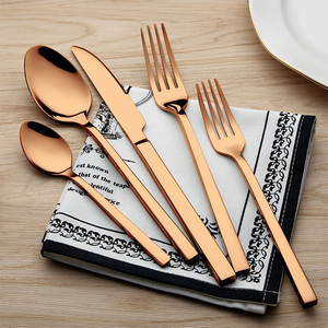 Juego de Cubiertos de Acero Inoxidable Color Oro Rosa con Acabado Pulido Espejo, Tenedores, Cuchillos y Cucharas de Lujo para Bodas y Cenas - Product Image 1