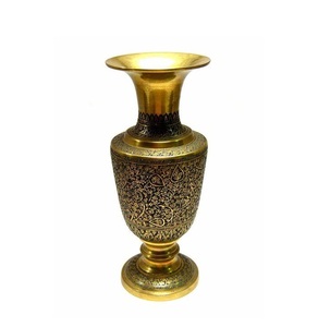 Pots en laiton indiens en gros avec finition dorée, utilisés pour la décoration de mariage en intérieur et en extérieur, pot à fleurs - Product Image 1