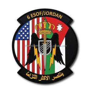 Insignes en caoutchouc PVC avec logo imprimé personnalisé Insignes en caoutchouc PVC à la mode Insignes en caoutchouc PVC à vendre Tissu sergé fabriqué au Pakistan - Product Image 6