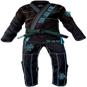 Kimono Ligero de Karate Blanco para Entrenamiento con Acabado de Tela Suave, Construcción Resistente y Cinturón Rojo Seguro para Práctica - Product Image 2