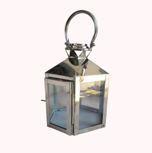 Farol de vela piramidal de metal plateado galvanizado con paneles de vidrio, asa de cuerda y cierre, decoración de centro de mesa - Product Image 5