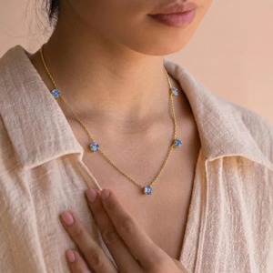 Collar Alexandrite Station en oro, cadena de alejandrita que cambia de color, collar de piedras preciosas minimalista y delicado para mujer - Product Image 6