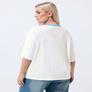 Camisetas Blancas Oversize de Algodón Estampadas de Manga Corta con Cuello Redondo para Mujer al por Mayor - Estilo Casual y Ajuste Holgado - Product Image 4