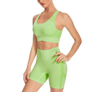 Ensemble de sport athleisure sans coutures pour femme : Legging taille haute et brassière de sport courte, tenue d'entraînement active extensible - Product Image 2