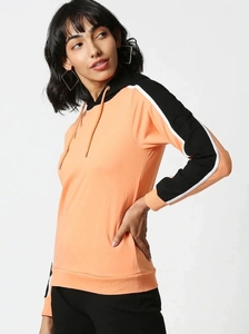 Sudadera con Capucha Naranja para Mujer con Rayas Blancas y Negras, Manga Larga, Informal, Tejida, Transpirable, Diseño Sólido - Product Image 5