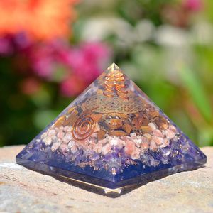 Pyramide d'orgone Iron Will avec copeaux de pierres précieuses Œil de tigre, Pierre de soleil, Améthyste, faite à la main, écologique, cristal Feng Shui, décoration intérieure, vente en gros - Product Image 1