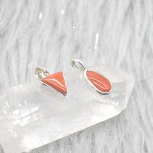 Colgante de plata con coral rojo, delicado colgante de piedras preciosas, joyería hecha a mano, colgante de plata de ley para mujer - Product Image 1