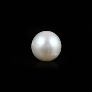 Loose Pearl 9.7 Carat Exquisite Gemstone for Fine Jewelry - Product Image 1