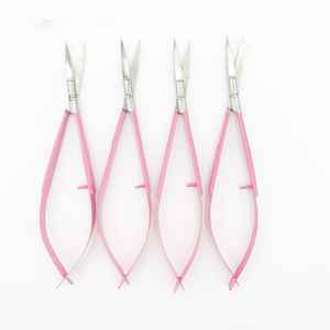 Ciseaux à ressort droits de précision en acier inoxydable extra-affûtés personnalisés pour la mise en forme et la coupe des sourcils et des cils, pour droitiers, réutilisables - Product Image 1