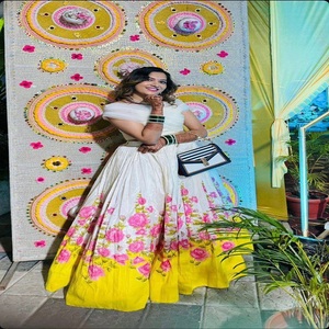 ชุดสูท lehanga สีขาวแบบพิเศษชุดออกงานลายดอกไม้แฟนซีแบบดั้งเดิม2025อินเดีย - Product Image 6