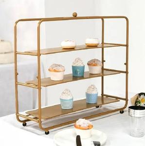 Support à gâteau décoratif en métal doré de luxe pour mariage, design élégant, meilleur prix - Product Image 6