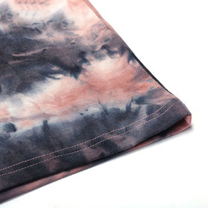 เสื้อยืดผู้ชายคุณภาพพรีเมียมสีชมพูและสีดำลายมัดย้อม เสื้อยืดสตรีทแวร์สุดอินเทรนด์ ผ้าฝ้าย 100% เสื้อแขนสั้นสำหรับฤดูร้อนเพื่อสไตล์แฟชั่น - Product Image 4