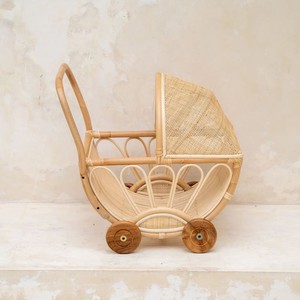 Cochecitos de muñecas de ratán natural, cochecitos de muñecas de caña para juegos de simulación, lindos cochecitos de juguete para niños, venta al por mayor. - Product Image 2