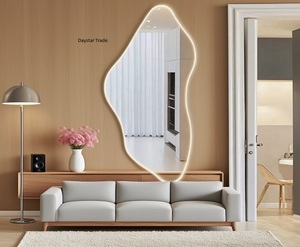 Miroir mural LED Daystar Trade en verre ondulé irrégulier demi-rond avec rétroéclairage ambiant et interrupteur tactile, miroir de vanité décoratif moderne - Product Image 1