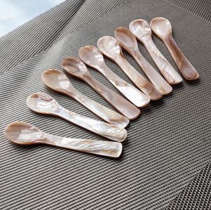 Cuillère artisanale vietnamienne en nacre, fabriquée à partir de coquillages, pour servir du caviar, des œufs, de la crème glacée, des desserts, du café, vaisselle de table. - Product Image 6