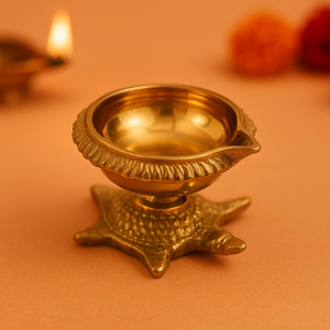 Lámpara de aceite Vasthu Deepam Diya de latón, hecha a mano, tradicional, para Pooja, decoración de hogar, templo, festivales, regalos. - Product Image 1