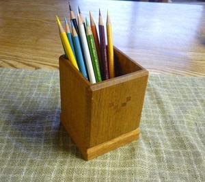 Portalápices de Madera, Organizador de Escritorio, Soporte para Lápices Hecho a Mano para Mesa de Oficina y Regalo Corporativo - Product Image 2