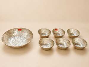 Juego de Manteles y Posavasos de Vidrio de Lujo Hechos a Mano, Diseño en Relieve Blanco, Vajilla Moderna Ecológica para Cocina, Colección de 7 Piezas - Product Image 6
