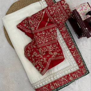 Sari de Seda Blanca con Bordado de Lentejuelas Rojas y Cordones, Blusa de Seda Banglori - Product Image 1