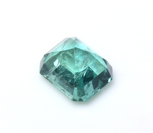 Émeraude naturelle du Rajasthan de haute qualité, taille octogonale, certifiée IGI, 9x7.4x6.2mm, pierre facettée, couleur intense, bijou de caractère - Product Image 4
