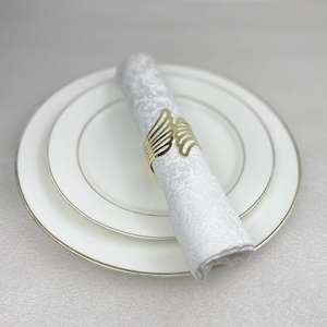 Ensemble d'anneaux de serviette en métal élégants, accessoires de décoration de table modernes pour restaurants, hôtels et maisons de luxe - Product Image 3