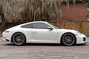 Porsche 911 Carrera T Coupé 2019 - Product Image 3