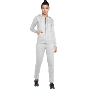 Tendance femmes hiver ensemble de survêtements survêtements OEM femmes logo personnalisé pantalons de survêtement et sweat à capuche avec fermeture éclair ensemble de survêtements chandails - Product Image 1