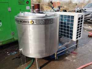 Tanque de Almacenamiento de Leche a Granel de Acero Inoxidable Pranam Ji Engineering Works de 500 Litros con Control de Temperatura 1.5-20 KW 240V - Product Image 3