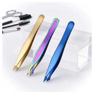 Pinzas Profesionales para Cejas con Punta Inclinada, Pinzas de Precisión con Punta Fina Angulada para Dar Forma a las Cejas y Eliminar el Vello Facial - Product Image 1