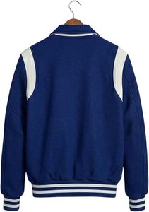 Veste universitaire personnalisée pour homme avec corps en laine de qualité supérieure, manches contrastées, initiales brodées, patchs d'équipe - Product Image 4