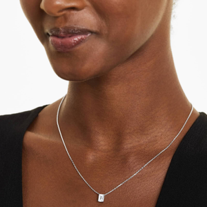 Collier chaîne à maillons classique Starspire Charm en argent sterling 925 avec pendentif solitaire émeraude et moissanite taille glacée écrasée - Product Image 4