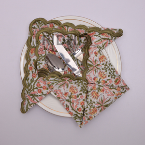 Servilletas de Algodón con Estampado Floral Rosa Salmón, Hechas a Mano en India por Ridhi, con Bordado, Reutilizables para Bodas, Restaurantes y Hoteles - Product Image 1