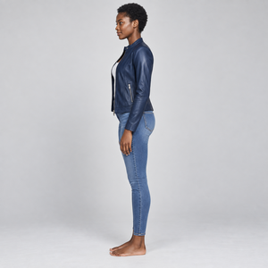 Chaqueta de cuero premium para mujer que combina moda moderna, calidad duradera, forro suave y diseño versátil para el día a día. - Product Image 6