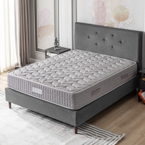 Base de Cama Tapizada Premium con Cabecera de Tela Suave y Colchón Acolchado para un Diseño de Dormitorio Contemporáneo - Product Image 2