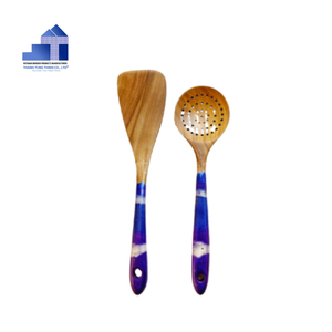 Ensemble cuillère et fourchette en bois, article très demandé, avec manche coloré, ustensiles alimentaires, fabriqué au Vietnam - Product Image 2