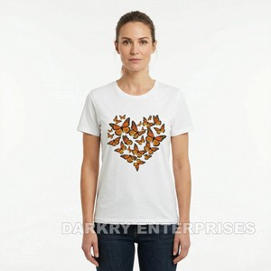 Fabricante de Camisetas Personalizadas para Mujer, Camiseta con Estampado de Corazón de Mariposa Blanca, Proveedor OEM, MOQ Pequeño, Camiseta de Algodón de Moda para Mujer - Product Image 1