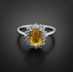 แหวนเงินแท้ประดับพลอยซิทรินธรรมชาติทรงรัศมี สำหรับเป็นแหวนหมั้นหรือแหวนแทนใจ ของขวัญสำหรับผู้หญิงในเดือนพฤศจิกายน - Product Image 1