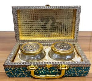 Caja Decorativa de Madera Grabada a Mano con Diseño de Pavo Real, Frascos de Vidrio, Estuche de Almacenamiento Tradicional para Mesa, Plegable, para Bodas, Estilo Rajasthan Moderno - Product Image 6