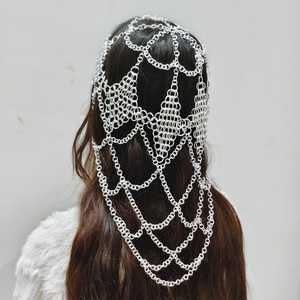 Coiffe en maille d'aluminium : Bijou médiéval pour festival Renaissance - Product Image 1